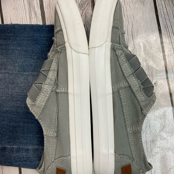 Blowfish Gray Distressed Canvas Sneakers - Picture 5 of 11